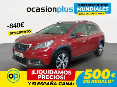 Usado Peugeot 2008 Allure 110 CV (80 kW) 2018 Rojo SUV