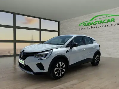 Usado Renault Captur Intens 100 CV (73 kW) 2022 Blanco SUV