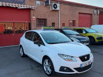 Usado Seat Ibiza Sport 85 CV (62 kW) 2009 Blanco Berlina