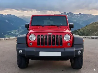 Usado Jeep Wrangler Unlimited Rubicon 200 CV (147 kW) 2018 Rojo SUV