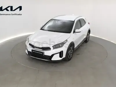 Usado Kia XCeed 140 CV (102 kW) 2025 Blanco SUV