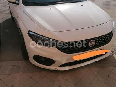 Usado Fiat Tipo Lounge 120 HP (88 kW) 2018 Branco Sedan