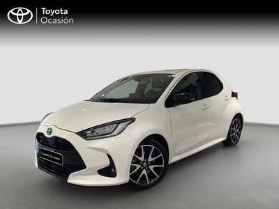 Begagnad Toyota Yaris Style 116 HK (85 kW) 2022 Vit Halvkombi