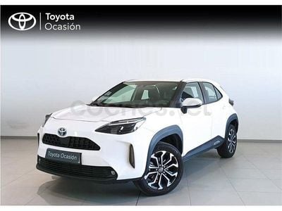 Usado Toyota Yaris Cross Active 116 CV (85 kW) 2022 Blanco SUV