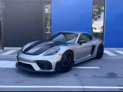 Usado Porsche Cayman GT4 500 CV (367 kW) 2025 Gris Coupe