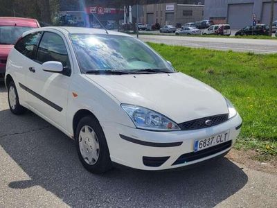 Usado Ford Focus 75 CV (55 kW) 2003 Blanco Utilitario