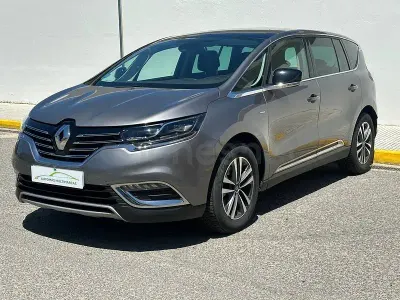 Usado Renault Espace LIMITED 160 CV (117 kW) 2020 Gris / plata Monovolumen