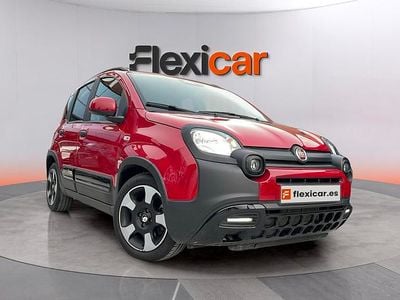 Usado Fiat Panda 71 CV (52 kW) 2024 Rojo Utilitario