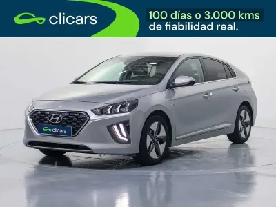 Usado Hyundai Ioniq 105 CV (77 kW) 2020 Plateado Utilitario