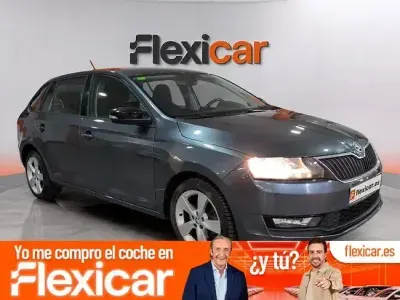 Usado Skoda Rapid Ambition 110 CV (80 kW) 2018 Gris Utilitario