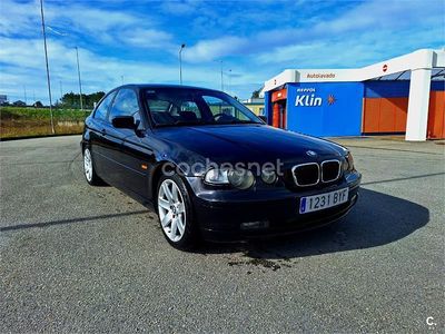Negro Usado 2002 BMW 320 Berlina | 2100 € (Precio justo)