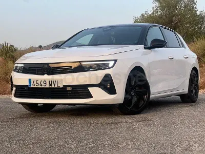 Usado Opel Astra 180 CV (132 kW) 2024 Blanco Utilitario