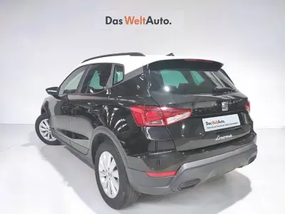 Usado Seat Arona Style 115 CV (84 kW) 2025 Negro SUV