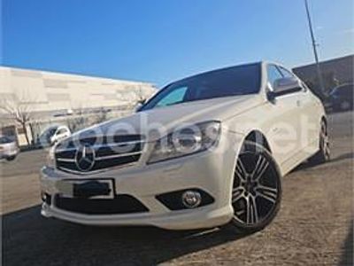 Usado Mercedes C220 Avantgarde 150 CV (110 kW) 2007 Blanco Berlina
