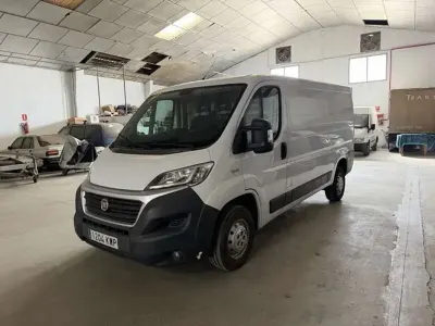 Usado Fiat Ducato 136 CV (100 kW) 2020 Blanco Van