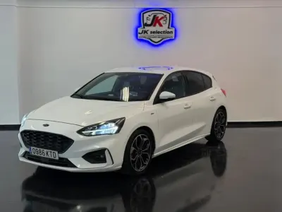 Usado Ford Focus ST-Line 125 CV (91 kW) 2019 Blanco Berlina