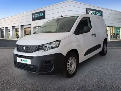 Usado Peugeot Partner 136 CV (100 kW) 2024 Blanco Monovolumen