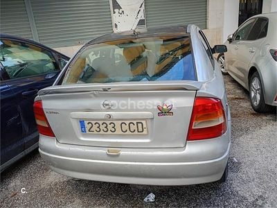 Gris / plata Usado 2002 Opel Astra Club Familiar | 1300 € (Precio justo)