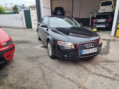 Usado Audi A4 140 CV (102 kW) 2006 Negro Berlina