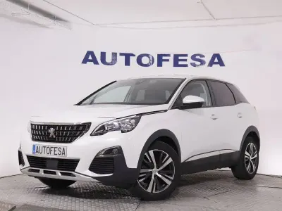 Usado Peugeot 3008 Allure 130 CV (95 kW) 2021 Blanco SUV