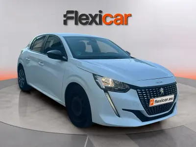 Usado Peugeot 208 Active 101 CV (74 kW) 2023 Blanco Utilitario