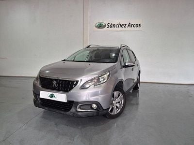 Usado Peugeot 2008 Style 100 CV (73 kW) 2017 Gris SUV
