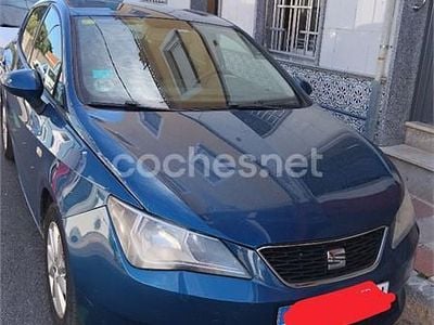 Usado Seat Ibiza Style 105 CV (77 kW) 2014 Azul Berlina