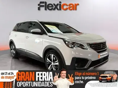 Używany Peugeot 5008