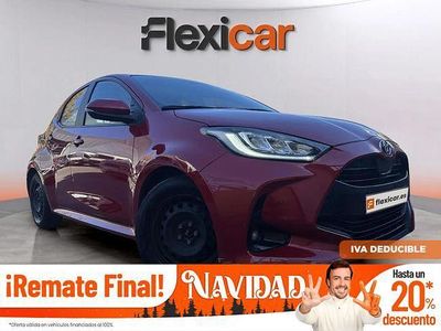 Usado Toyota Yaris Hybrid Active 116 CV (85 kW) 2023 Rojo