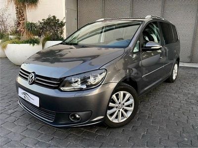 Usado VW Touran Advance 140 CV (102 kW) 2010 Gris / plata Monovolumen