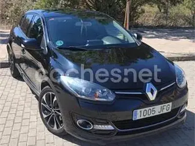 Usado Renault Mégane III Bose Edition 130 CV (95 kW) 2015 Negro Berlina