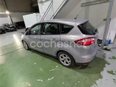 Usado Ford C-MAX Titanium 115 CV (84 kW) 2013 Blanco Monovolumen