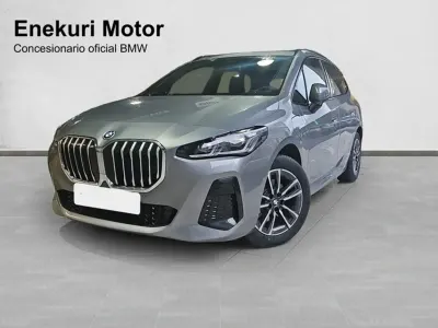 Usado BMW 225 Active Tourer Comfort Edition 245 CV (180 kW) 2026 Gris Monovolumen