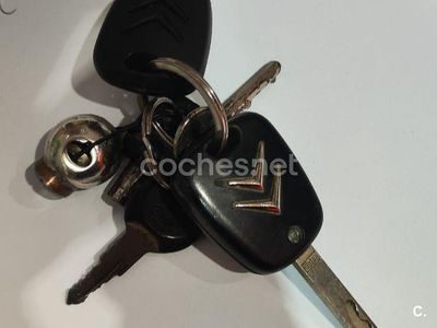 Gris / plata Usado 2006 Citroën C3 Exclusive Berlina | 1700 € (Buen precio)