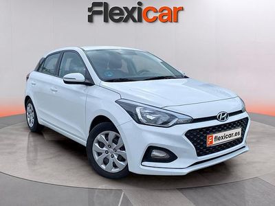 Usado Hyundai i20 100 CV (73 kW) 2019 Blanco Utilitario