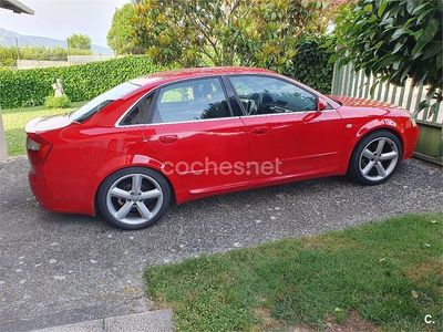 Usado Audi A4 Sport 220 CV (161 kW) 2003 Rojo Berlina