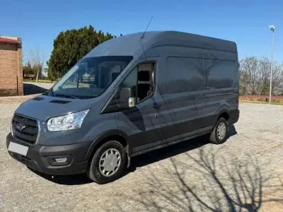 Usado Ford Transit Trend 131 CV (96 kW) 2021 Gris Van