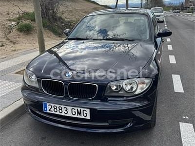 Usado BMW 116 122 CV (89 kW) 2009 Negro Utilitario