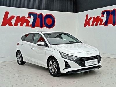 Begagnad Hyundai i20 100 HK (73 kW) 2024 Vit Halvkombi