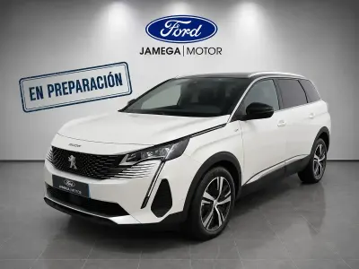 Usado Peugeot 5008 GT 130 CV (95 kW) 2021 Blanco SUV