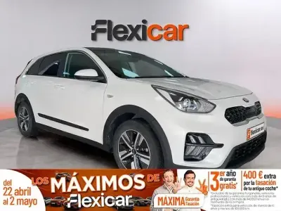 Używany Kia Niro 141 KM (103 kW) 2021 Biały SUV