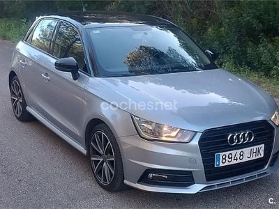 Usado Audi A1 Sportback 90 CV (66 kW) 2015 Gris / plata Utilitario