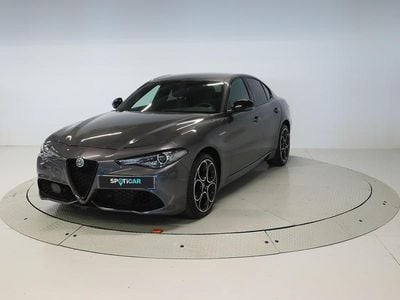 Usado Alfa Romeo Giulia Veloce 210 CV (154 kW) 2022 Gris Berlina