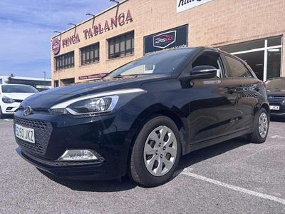 Negro Usado 2015 Hyundai i20 Utilitario | 11.500 € (Caro)