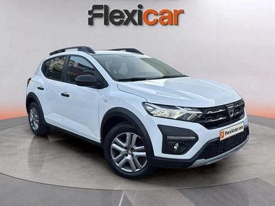 Usado Dacia Sandero Essentiel 91 CV (66 kW) 2022 Blanco Utilitario