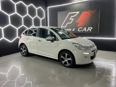Usado Citroën C3 Live 68 CV (50 kW) 2016 Blanco Berlina