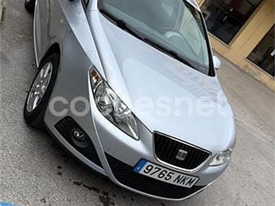 Usado Seat Ibiza Sport 85 CV (62 kW) 2010 Gris / plata Berlina