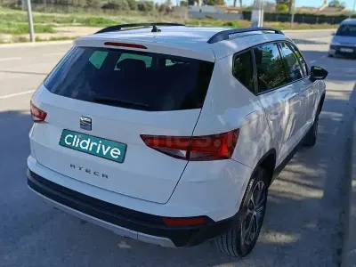 Usado Seat Ateca Ecomotive 116 CV (85 kW) 2020 Blanco SUV