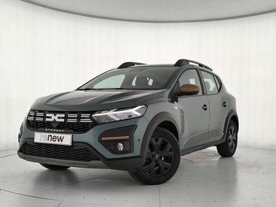 Usado Dacia Sandero Extreme 100 CV (73 kW) 2025 Verde Berlina