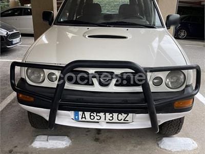Blanco Usado 1996 Nissan Terrano SUV | 7000 € (Un poco caro)